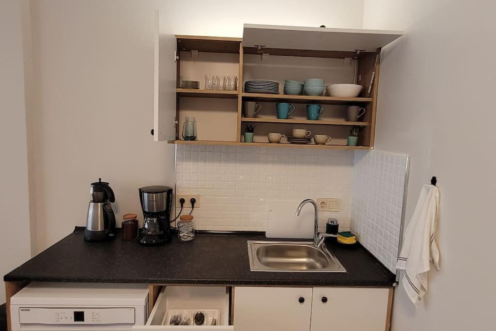 New Cosy Studio In The Heart Of Kadikoy Lägenhet Istanbul Exteriör bild