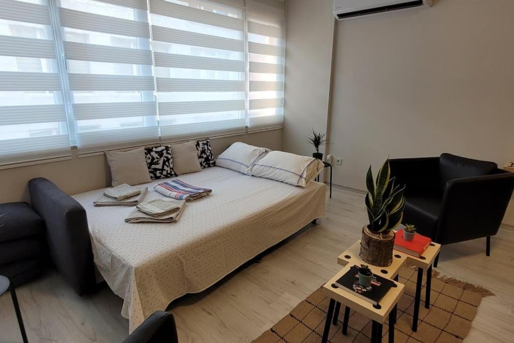 New Cosy Studio In The Heart Of Kadikoy Lägenhet Istanbul Exteriör bild
